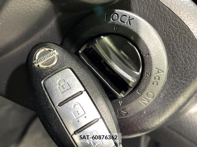 Nissan SERENA 2010-07 8279383-8