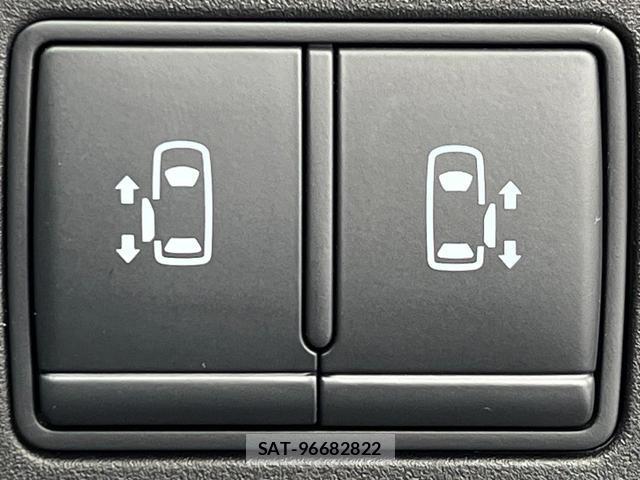 Nissan SERENA 2020-09 8279579-6