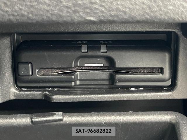 Nissan SERENA 2020-09 8279579-7