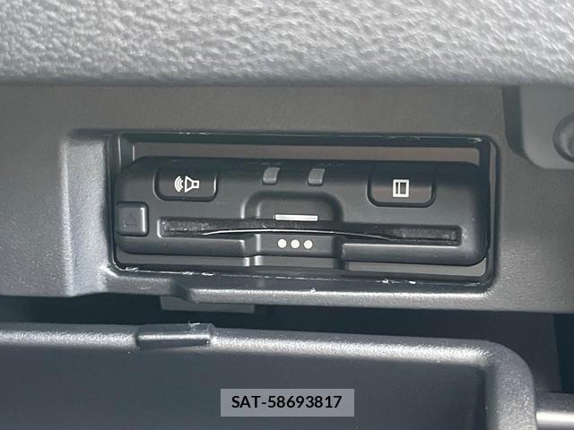 Nissan SERENA 2020-07 8279589-6