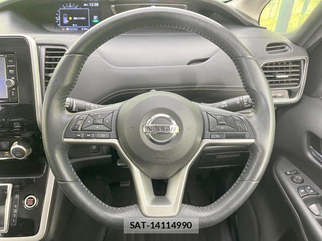 Nissan SERENA 2017-09 8279988-11