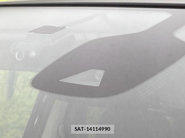 Nissan SERENA 2017-09 8279988-5