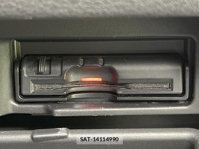 Nissan SERENA 2017-09 8279988-6