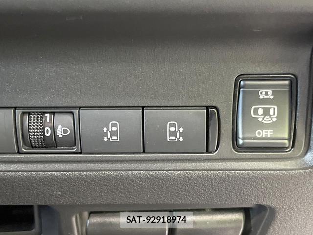 Nissan SERENA 2023-04 8280041-2
