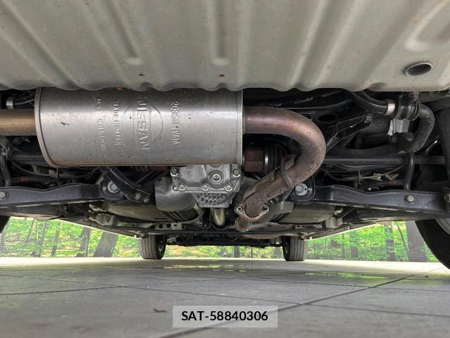 Nissan SERENA 2016-02 8280129-19