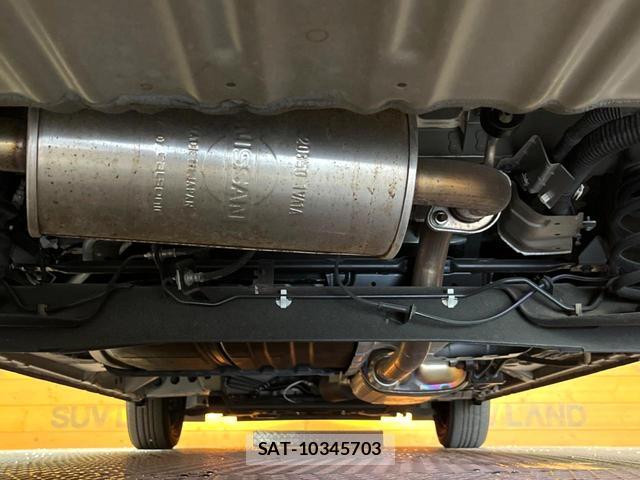 Nissan SERENA 2017-08 8280198-19