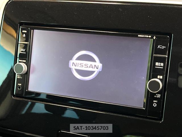 Nissan SERENA 2017-08 8280198-2