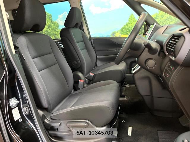 Nissan SERENA 2017-08 8280198-7
