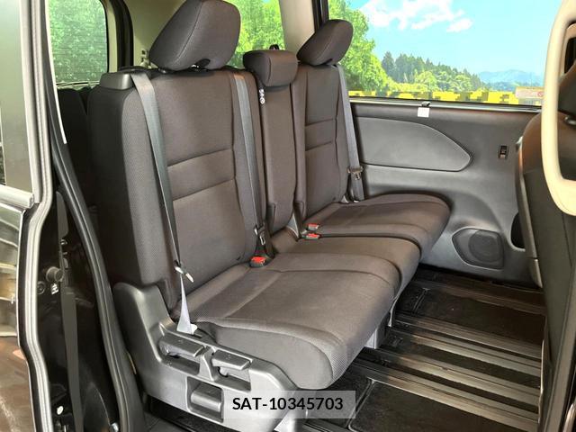 Nissan SERENA 2017-08 8280198-8