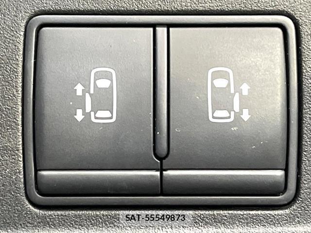 Nissan SERENA 2021-09 8280218-5