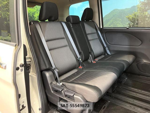 Nissan SERENA 2021-09 8280218-8