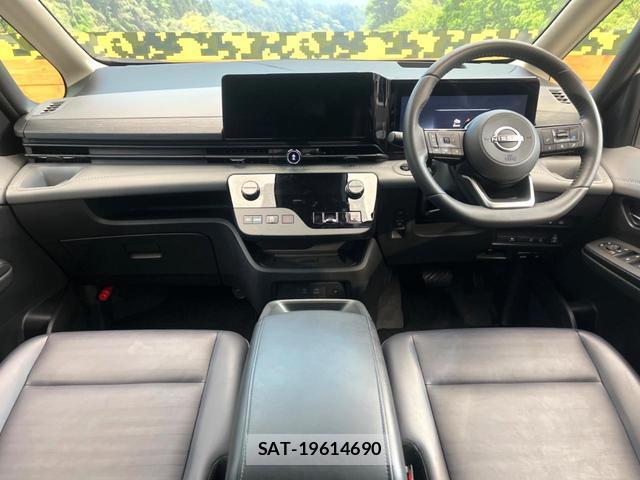 Nissan SERENA 2023-06 8280220-1