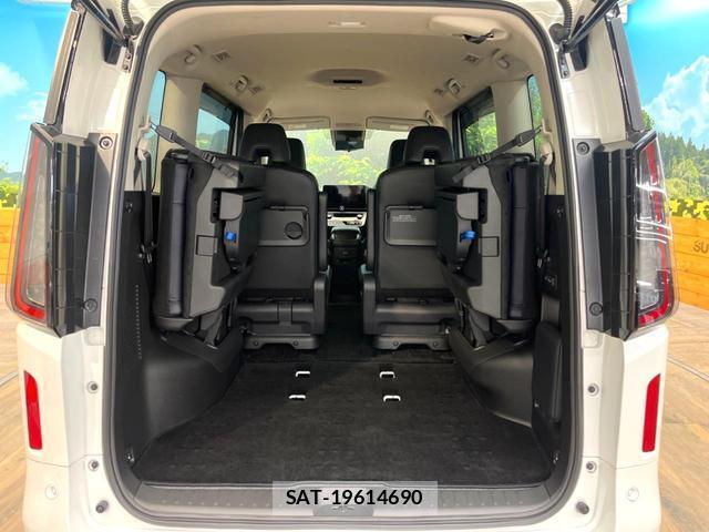 Nissan SERENA 2023-06 8280220-10