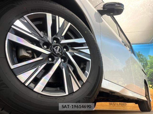 Nissan SERENA 2023-06 8280220-13