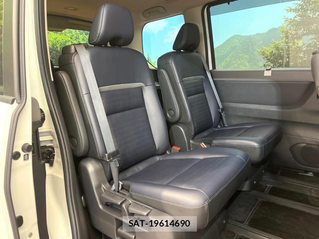 Nissan SERENA 2023-06 8280220-8