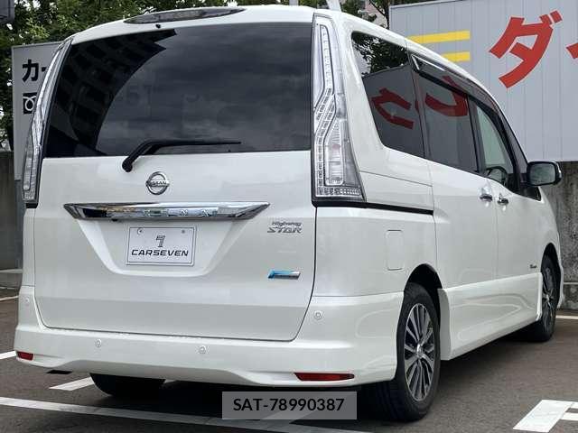 Nissan SERENA 2015-05 8280347-4