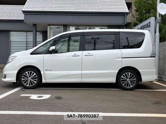 Nissan SERENA 2015-05 8280347-7