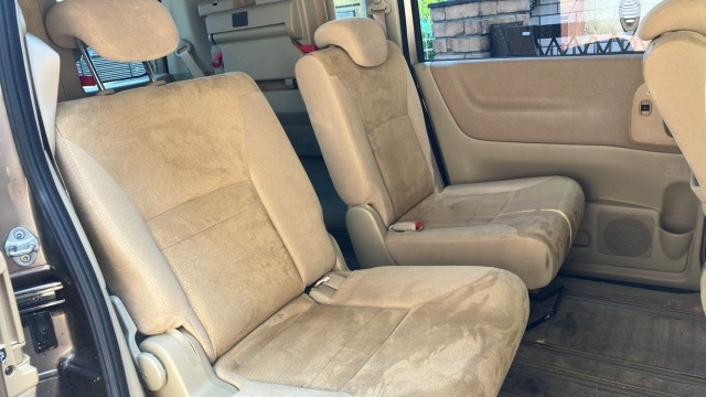 Nissan SERENA 2006-02 8280548-6