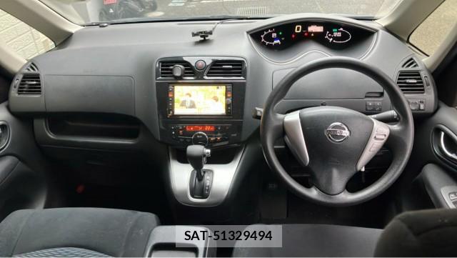 Nissan SERENA 2012-06 8280751-2