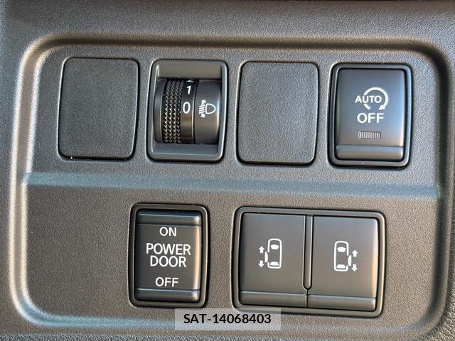 Nissan SERENA 2019-02 8280829-8