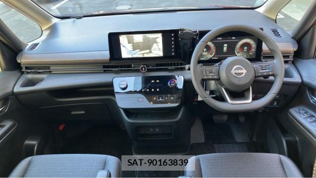 Nissan SERENA 2023-05 8280899-2