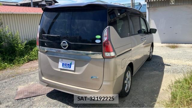 Nissan SERENA 2016-08 8280955-12