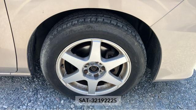 Nissan SERENA 2016-08 8280955-8