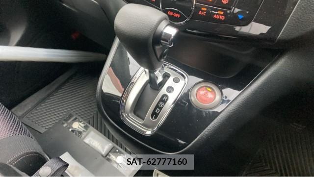 Nissan SERENA 2012-02 8280991-14