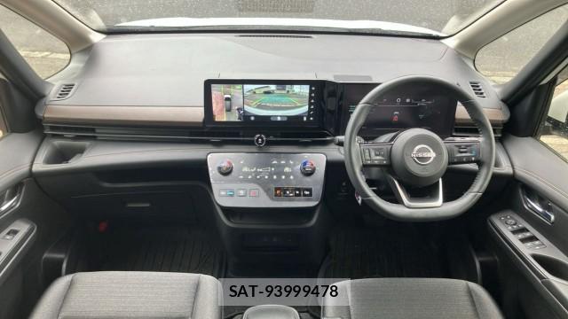 Nissan SERENA 2023-05 8281043-2