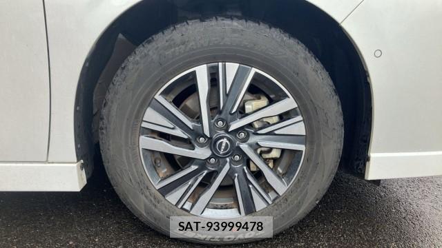 Nissan SERENA 2023-05 8281043-8