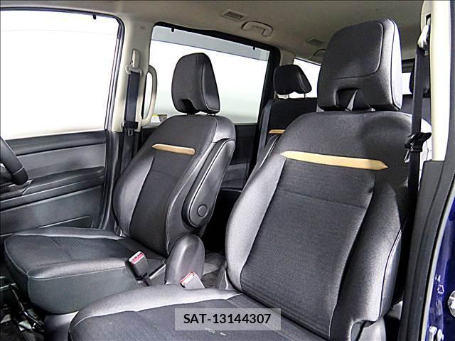 Nissan SERENA 2023-08 8281225-11