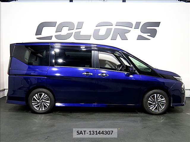 Nissan SERENA 2023-08 8281225-6