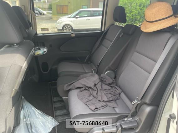 Nissan SERENA 2020-01 8281340-6