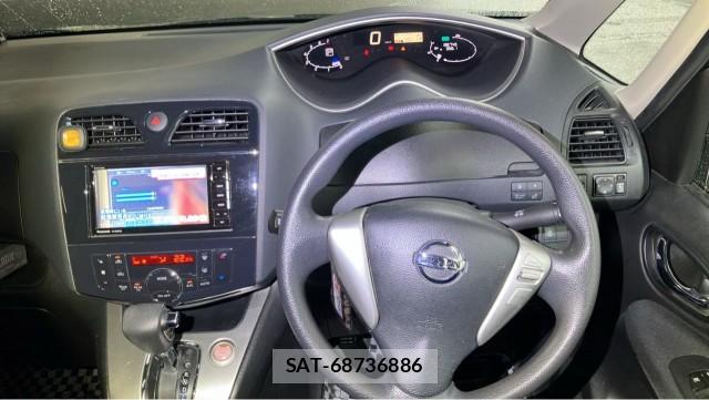 Nissan SERENA 2011-05 8281376-16
