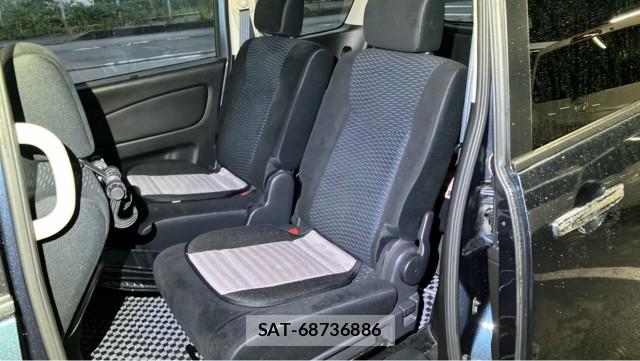 Nissan SERENA 2011-05 8281376-6