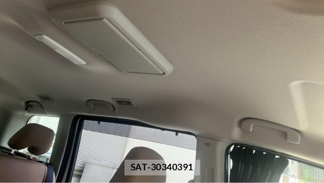 Nissan SERENA 2017-09 8281405-15