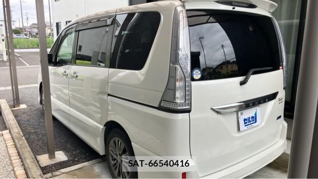 Nissan SERENA 2014-05 8281469-13