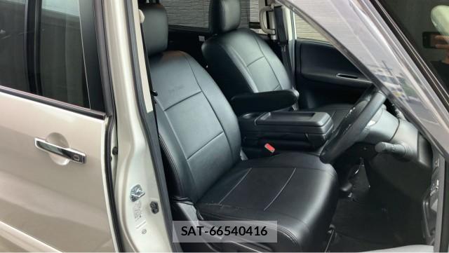 Nissan SERENA 2014-05 8281469-5