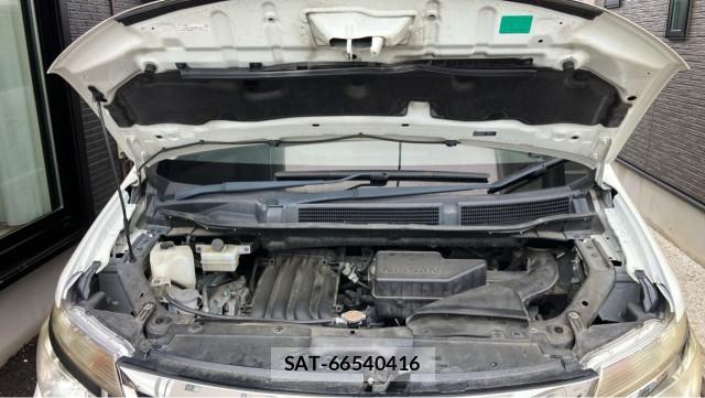 Nissan SERENA 2014-05 8281469-7