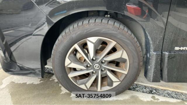 Nissan SERENA 2022-09 8281492-8