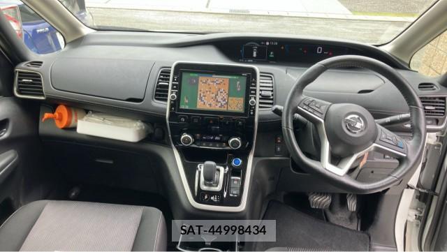 Nissan SERENA 2019-02 8281735-2