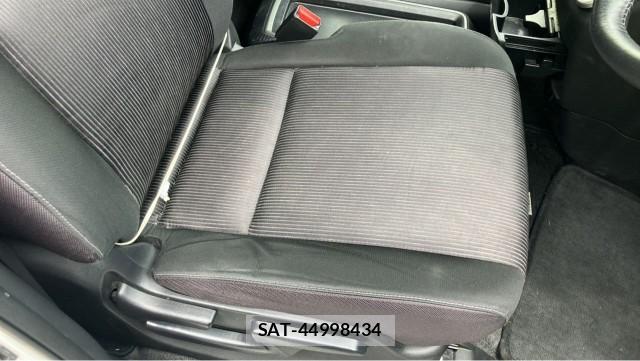 Nissan SERENA 2019-02 8281735-5