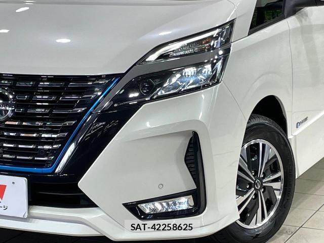 Nissan SERENA 2022-06 8281777-12