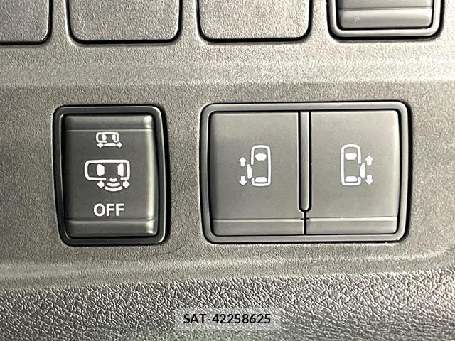 Nissan SERENA 2022-06 8281777-2