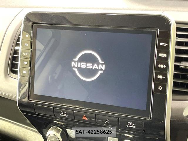 Nissan SERENA 2022-06 8281777-4