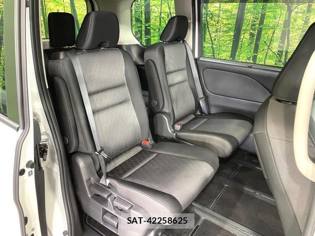 Nissan SERENA 2022-06 8281777-8