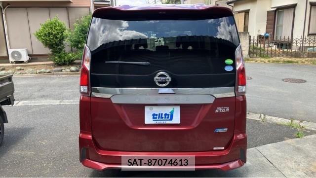 Nissan SERENA 2018-02 8281897-1