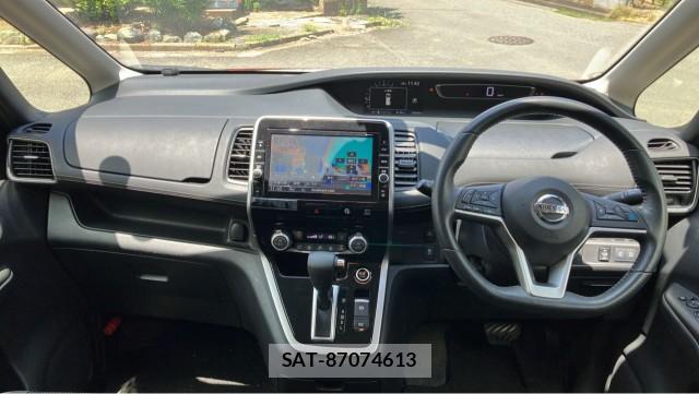 Nissan SERENA 2018-02 8281897-2