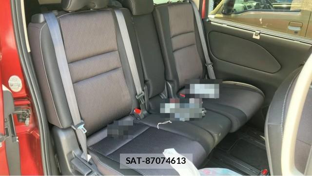 Nissan SERENA 2018-02 8281897-6