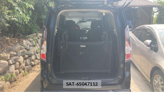 Nissan SERENA 2022-05 8281906-17